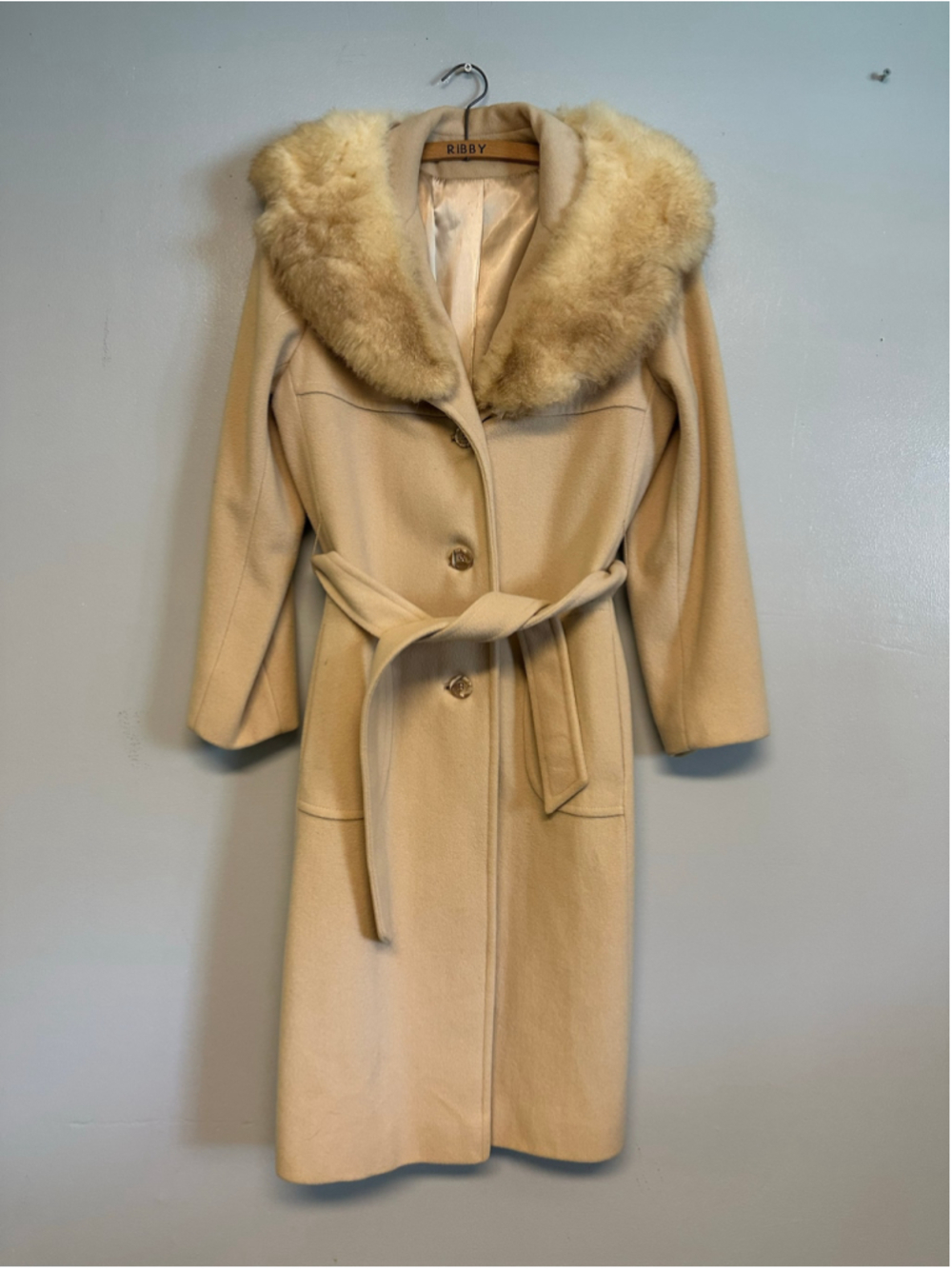 Betty Rose Vintage 1960’s Beige Wool Trench Coat with Faux Fur Collar